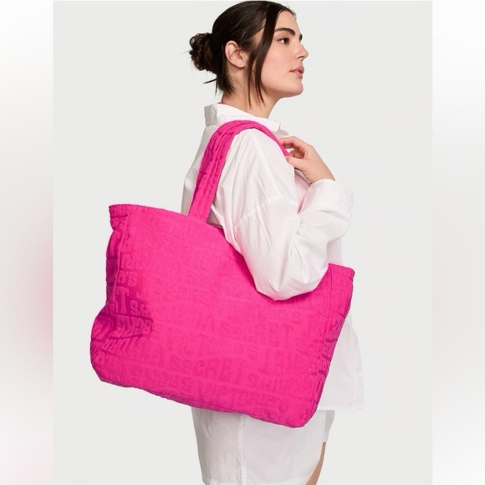 Stylish Victoria’s Secret Pink Terry Tote Bag - Picture 1 of 6